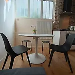 Bright Studio With Equipped Kitchen And Mezzanine
