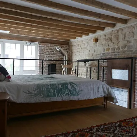 Apartment Bright With Equipped Kitchen And Mezzanine Paris