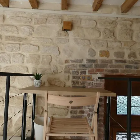 Bright With Equipped Kitchen And Mezzanine * Paris