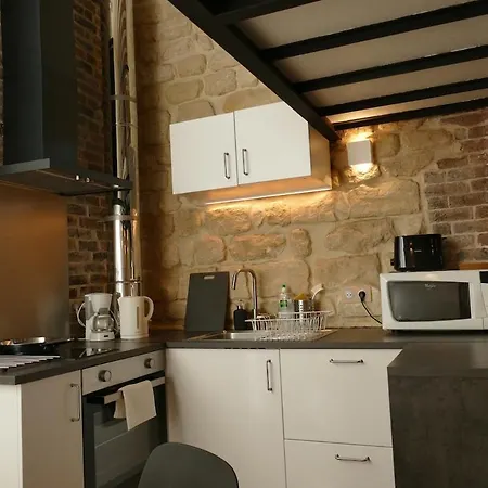 Apartment Bright With Equipped Kitchen And Mezzanine
